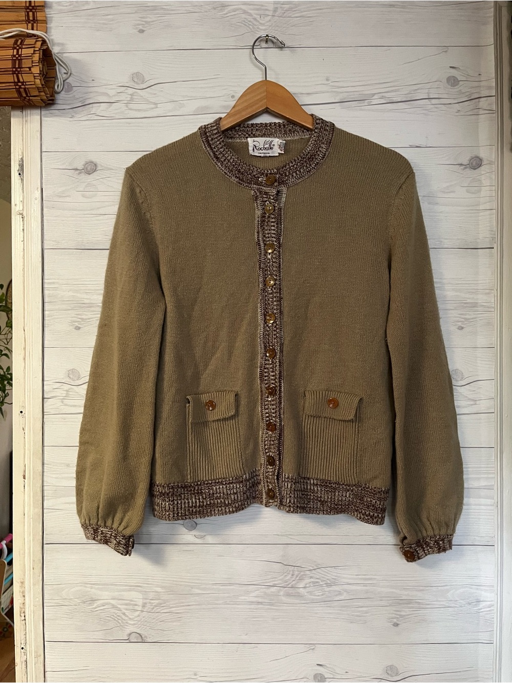 Vtg Rochelle California Cardigan Sweater Knit Button Up Tan Womenโs XL